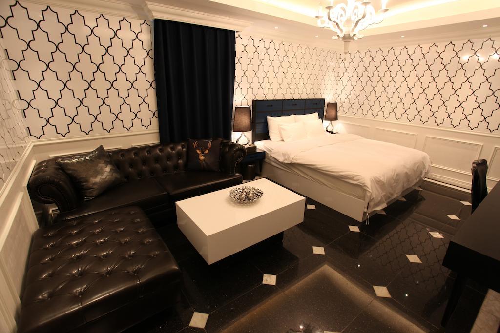Hotel Star 2*